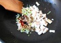肥肠豆花的做法 步骤3