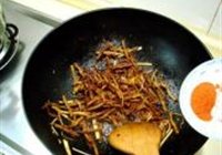 干煸牛肉丝的做法 步骤10