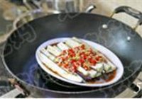 剁椒蒸茄子的做法 步骤5