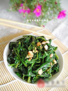 玫瑰腐乳炒雍菜