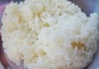 缤纷圣诞腊味炒饭的做法 步骤1