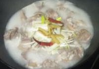 葱香焖羊排的做法 步骤8