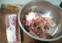 川味粉蒸肉的做法 步骤4