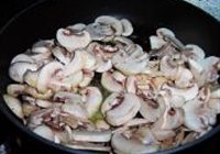 奶油蘑菇鸡肉饭的做法 步骤4