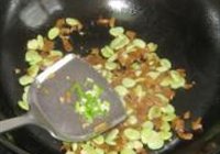 包瓜炒洋扁豆的做法 步骤7