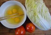 白菜心烧鸡蛋皮的做法 步骤1