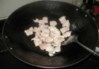 洋葱炒五花肉的做法 步骤2