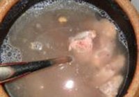 莲藕煨大排的做法 步骤6