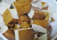 酱豆干红烧肉的做法 步骤2