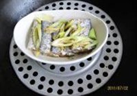 清蒸带鱼的做法 步骤5