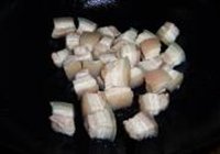 马哈鱼炖五花肉的做法 步骤6