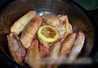 柠香蚝油煎焖鸡翅的做法 步骤4