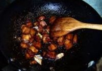 马哈鱼炖五花肉的做法 步骤10