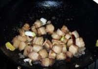 马哈鱼炖五花肉的做法 步骤9