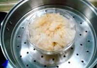 鸡茸炒银耳的做法 步骤4