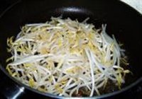肉末银牙炒韭菜的做法 步骤7