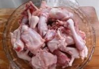 仔鸡烧毛豆的做法 步骤2