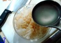 鸡茸炒银耳的做法 步骤3