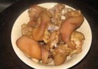 红焖猪蹄的做法 步骤4