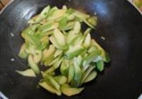 吊瓜烧豆丹的做法 步骤7