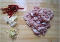 茭白肉丝的做法 步骤2