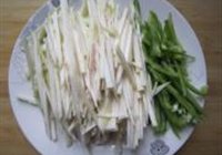 茭白肉丝的做法 步骤3