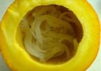 虾仁银鱼金瓜盅的做法 步骤7