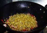 肉末酸豆角的做法 步骤7