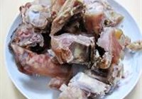腊猪手煲萝卜的做法 步骤6