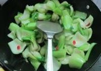 南昌辣炒油菜梗的做法 步骤5