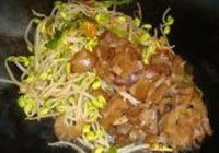 牛筋炒豆芽的做法 步骤5