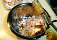 海鲜馄饨伴核桃蘑菇汁的做法 步骤10