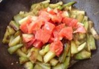 茄子烧土豆的做法 步骤9