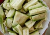 茄子烧土豆的做法 步骤1