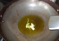 茭白焖肉的做法 步骤6
