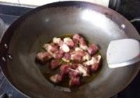 茭白焖肉的做法 步骤7
