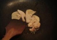 苦瓜爆鸡块的做法 步骤11