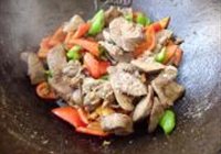 辣椒炒鸡肝的做法 步骤7