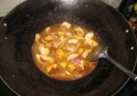 美味咖喱鸡的做法 步骤7