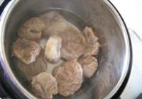 电压力锅做酱牛肉的做法 步骤5