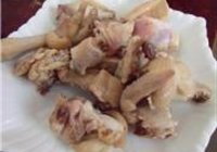 茶树菇炖鸡肉的做法 步骤2