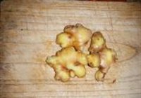 腊味三蒸的做法 步骤3