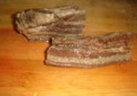 腊肉炒泡菜蘑芋的做法 步骤5