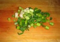 腊肉炒泡菜蘑芋的做法 步骤10