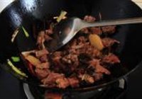 西红柿炖牛腩的做法 步骤7