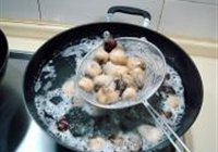 炒什锦的做法 步骤3