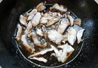 糖醋乌龙鱼片的做法 步骤9