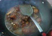 南昌咸鱼烧排骨的做法 步骤10