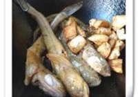 海鲶鱼烧豆腐的做法 步骤8