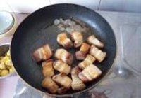 板粟红烧肉的做法 步骤4